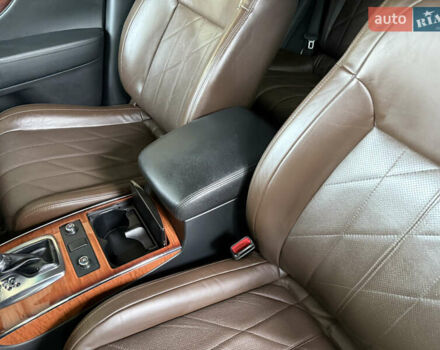 Инфинити QX70, объемом двигателя 3 л и пробегом 135 тыс. км за 18800 $, фото 20 на Automoto.ua