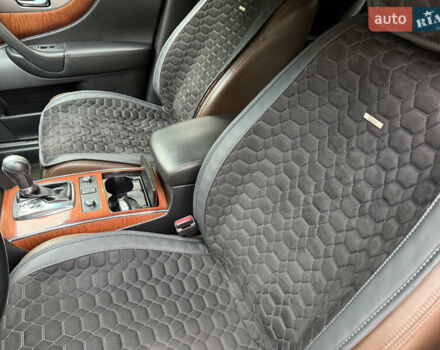 Инфинити QX70, объемом двигателя 3 л и пробегом 135 тыс. км за 18800 $, фото 11 на Automoto.ua