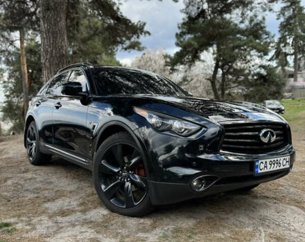 Инфинити QX70, объемом двигателя 3.7 л и пробегом 149 тыс. км за 22300 $, фото 1 на Automoto.ua