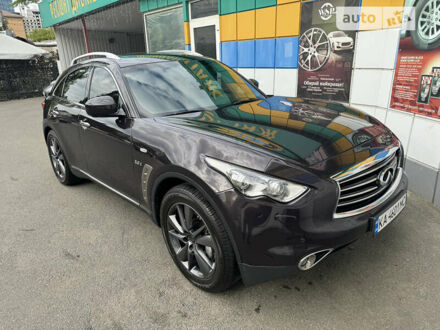 Инфинити QX70, объемом двигателя 2.99 л и пробегом 130 тыс. км за 26000 $, фото 1 на Automoto.ua