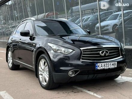 Інфініті QX70, об'ємом двигуна 3 л та пробігом 265 тис. км за 16800 $, фото 1 на Automoto.ua