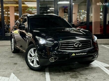 Інфініті QX70 2014 у Києві на Automoto.ua Інфініті QX70, об'ємом двигуна 3.7 л та пробігом 186 тис. км за 15700 $, фото 1 на Automoto.ua
