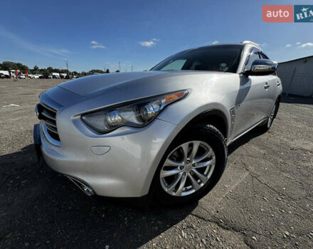 Серый Инфинити QX70, объемом двигателя 3.7 л и пробегом 121 тыс. км за 14700 $, фото 30 на Automoto.ua