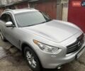 Серый Инфинити QX70, объемом двигателя 3.7 л и пробегом 122 тыс. км за 15500 $, фото 2 на Automoto.ua