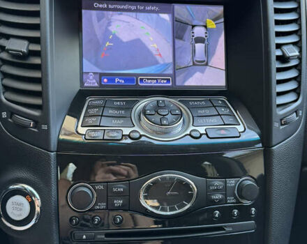 Серый Инфинити QX70, объемом двигателя 3.7 л и пробегом 195 тыс. км за 17200 $, фото 11 на Automoto.ua