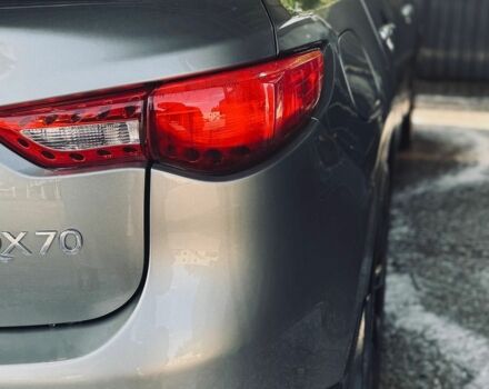 Серый Инфинити QX70, объемом двигателя 3.7 л и пробегом 170 тыс. км за 19500 $, фото 5 на Automoto.ua