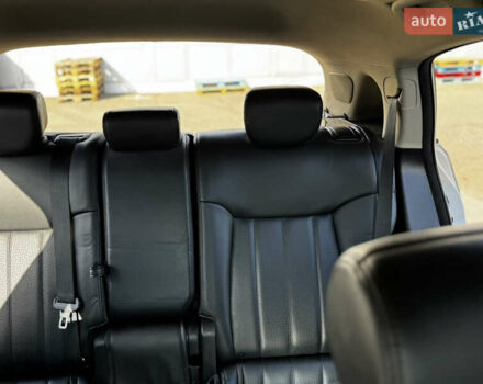 Серый Инфинити QX70, объемом двигателя 3.7 л и пробегом 121 тыс. км за 14700 $, фото 43 на Automoto.ua