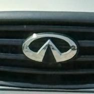 Серый Инфинити QX70, объемом двигателя 3.7 л и пробегом 170 тыс. км за 19500 $, фото 1 на Automoto.ua