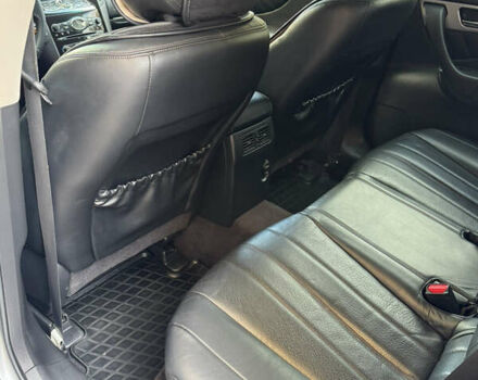 Серый Инфинити QX70, объемом двигателя 3.7 л и пробегом 195 тыс. км за 17200 $, фото 20 на Automoto.ua