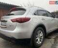 Серый Инфинити QX70, объемом двигателя 3.7 л и пробегом 122 тыс. км за 15500 $, фото 3 на Automoto.ua