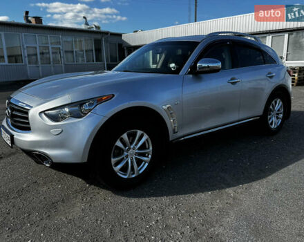 Серый Инфинити QX70, объемом двигателя 3.7 л и пробегом 121 тыс. км за 14700 $, фото 8 на Automoto.ua
