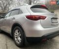 Серый Инфинити QX70, объемом двигателя 3.7 л и пробегом 122 тыс. км за 15500 $, фото 7 на Automoto.ua