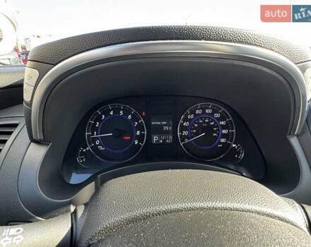 Серый Инфинити QX70, объемом двигателя 3.7 л и пробегом 121 тыс. км за 14700 $, фото 53 на Automoto.ua