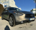 Серый Инфинити QX70, объемом двигателя 3.7 л и пробегом 90 тыс. км за 20000 $, фото 5 на Automoto.ua