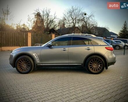Серый Инфинити QX70, объемом двигателя 3.7 л и пробегом 116 тыс. км за 14900 $, фото 7 на Automoto.ua