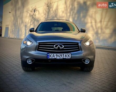 Серый Инфинити QX70, объемом двигателя 3.7 л и пробегом 116 тыс. км за 14900 $, фото 3 на Automoto.ua