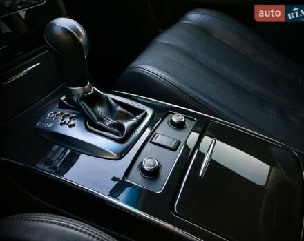 Серый Инфинити QX70, объемом двигателя 3.7 л и пробегом 116 тыс. км за 14900 $, фото 23 на Automoto.ua