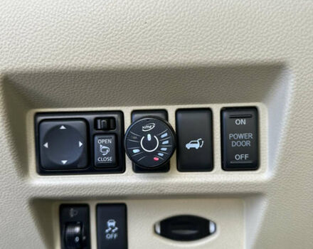Серый Инфинити QX70, объемом двигателя 3.7 л и пробегом 90 тыс. км за 20000 $, фото 24 на Automoto.ua