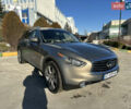 Серый Инфинити QX70, объемом двигателя 3.7 л и пробегом 90 тыс. км за 20000 $, фото 6 на Automoto.ua