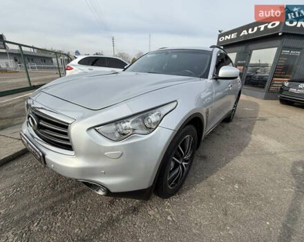 Серый Инфинити QX70, объемом двигателя 2.99 л и пробегом 181 тыс. км за 19990 $, фото 2 на Automoto.ua