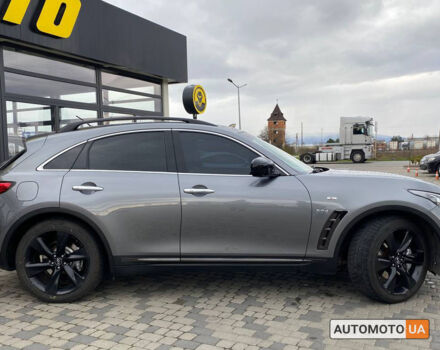 Серый Инфинити QX70, объемом двигателя 3 л и пробегом 209 тыс. км за 24800 $, фото 7 на Automoto.ua