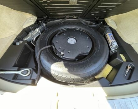 Серый Инфинити QX70, объемом двигателя 3.7 л и пробегом 373 тыс. км за 16000 $, фото 13 на Automoto.ua