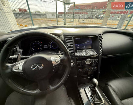 Серый Инфинити QX70, объемом двигателя 2.99 л и пробегом 181 тыс. км за 19990 $, фото 18 на Automoto.ua