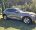 Серый Инфинити QX70, объемом двигателя 3.7 л и пробегом 373 тыс. км за 16000 $, фото 2 на Automoto.ua