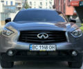Серый Инфинити QX70, объемом двигателя 2.99 л и пробегом 205 тыс. км за 22500 $, фото 3 на Automoto.ua