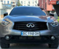 Серый Инфинити QX70, объемом двигателя 2.99 л и пробегом 210 тыс. км за 17000 $, фото 1 на Automoto.ua