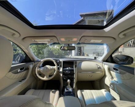 Серый Инфинити QX70, объемом двигателя 3.7 л и пробегом 373 тыс. км за 16000 $, фото 9 на Automoto.ua