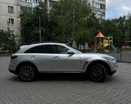 Сірий Інфініті QX70, об'ємом двигуна 3 л та пробігом 170 тис. км за 21500 $, фото 11 на Automoto.ua