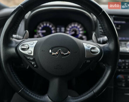 Серый Инфинити QX70, объемом двигателя 3.7 л и пробегом 120 тыс. км за 20000 $, фото 32 на Automoto.ua