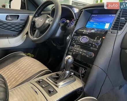 Серый Инфинити QX70, объемом двигателя 3.7 л и пробегом 70 тыс. км за 26900 $, фото 28 на Automoto.ua