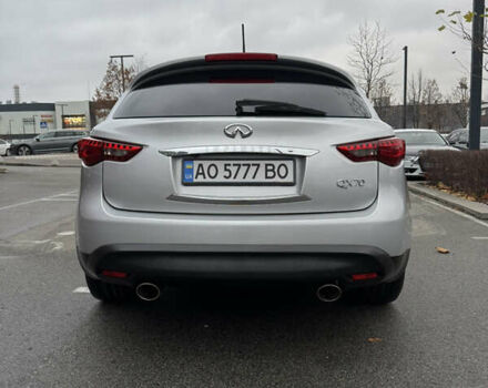 Серый Инфинити QX70, объемом двигателя 3.7 л и пробегом 172 тыс. км за 16500 $, фото 10 на Automoto.ua