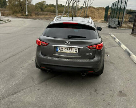 Сірий Інфініті QX70, об'ємом двигуна 3.7 л та пробігом 75 тис. км за 21500 $, фото 2 на Automoto.ua
