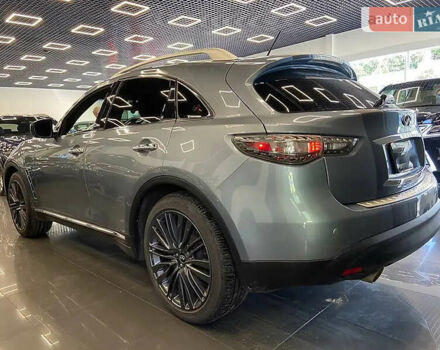 Серый Инфинити QX70, объемом двигателя 3.7 л и пробегом 70 тыс. км за 26900 $, фото 39 на Automoto.ua