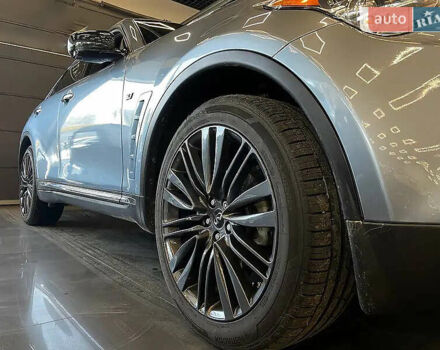 Серый Инфинити QX70, объемом двигателя 3.7 л и пробегом 70 тыс. км за 26900 $, фото 43 на Automoto.ua