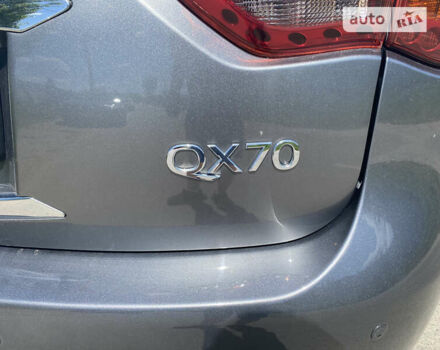 Сірий Інфініті QX70, об'ємом двигуна 3 л та пробігом 165 тис. км за 19923 $, фото 24 на Automoto.ua