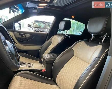 Серый Инфинити QX70, объемом двигателя 3.7 л и пробегом 70 тыс. км за 26900 $, фото 2 на Automoto.ua