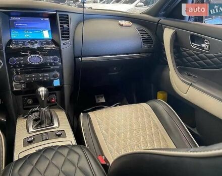 Серый Инфинити QX70, объемом двигателя 3.7 л и пробегом 70 тыс. км за 26900 $, фото 13 на Automoto.ua