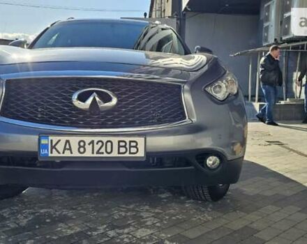 Сірий Інфініті QX70, об'ємом двигуна 3.7 л та пробігом 140 тис. км за 19999 $, фото 6 на Automoto.ua