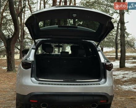 Серый Инфинити QX70, объемом двигателя 3.7 л и пробегом 120 тыс. км за 20000 $, фото 30 на Automoto.ua