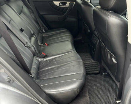 Серый Инфинити QX70, объемом двигателя 3.7 л и пробегом 108 тыс. км за 19999 $, фото 27 на Automoto.ua