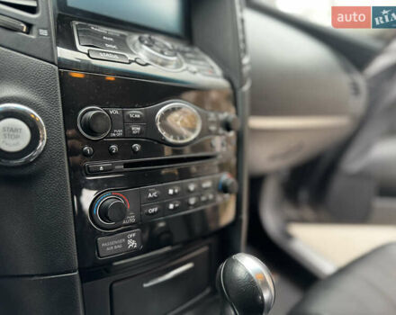 Серый Инфинити QX70, объемом двигателя 3.7 л и пробегом 108 тыс. км за 19999 $, фото 51 на Automoto.ua