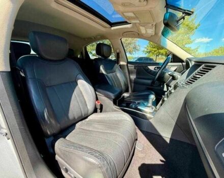 Сірий Інфініті QX70, об'ємом двигуна 3.7 л та пробігом 44 тис. км за 3000 $, фото 7 на Automoto.ua