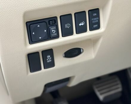 Серый Инфинити QX70, объемом двигателя 3.7 л и пробегом 82 тыс. км за 18999 $, фото 16 на Automoto.ua