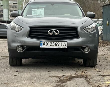 Серый Инфинити QX70, объемом двигателя 3.7 л и пробегом 82 тыс. км за 18999 $, фото 1 на Automoto.ua
