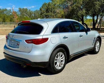 Сірий Інфініті QX70, об'ємом двигуна 3.7 л та пробігом 44 тис. км за 3000 $, фото 2 на Automoto.ua