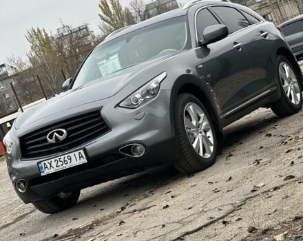 Серый Инфинити QX70, объемом двигателя 3.7 л и пробегом 82 тыс. км за 18999 $, фото 2 на Automoto.ua